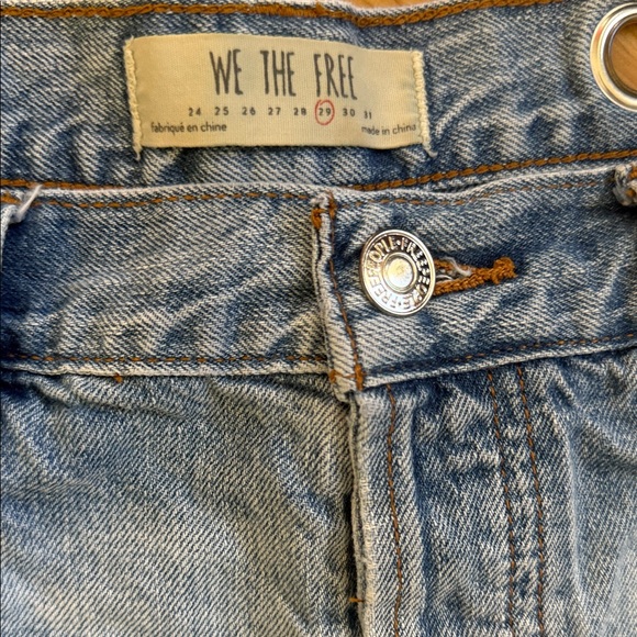 We the Free People Distressed Denim Shorts Cut Off Boho 29 100% cotton - Picture 2 of 5